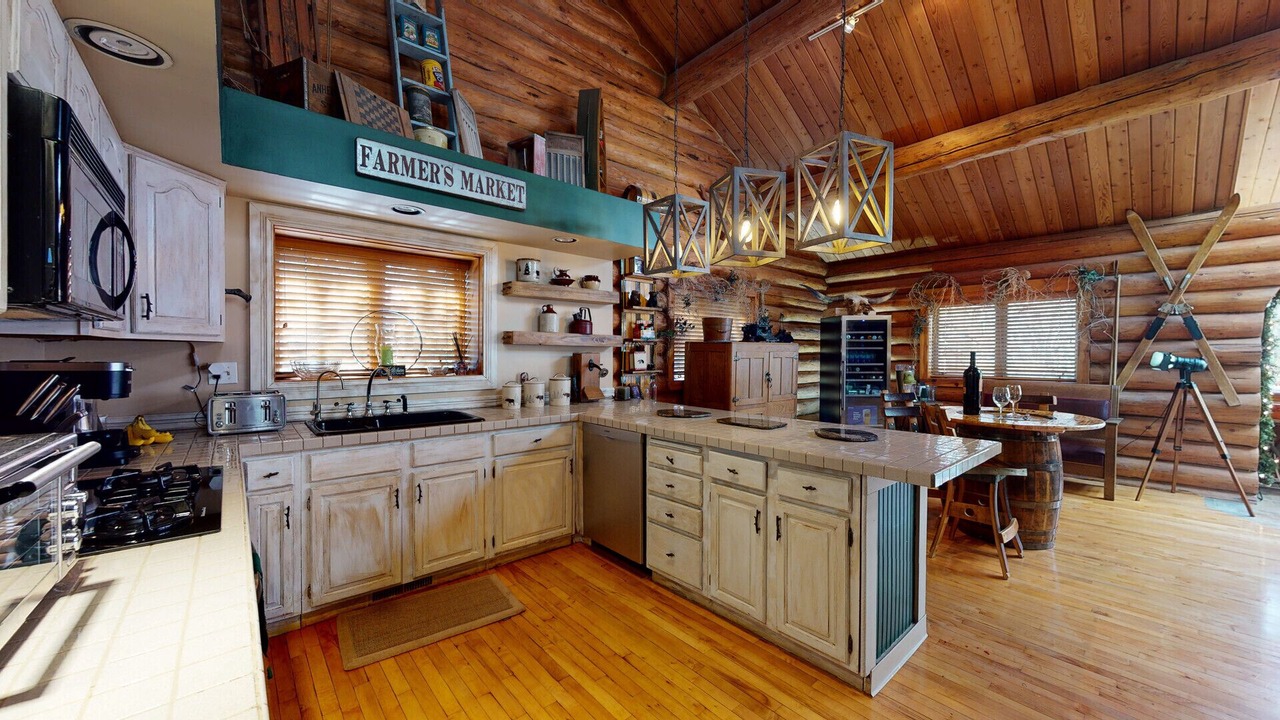 Photo of Kitchen in McHenry