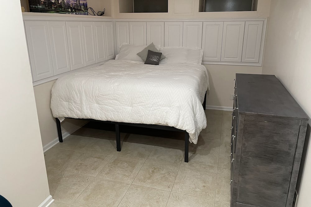 Photo of Bedroom in Wicker Park