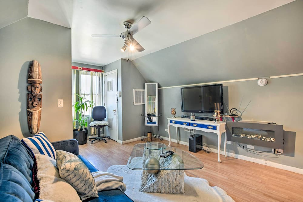 Photo of Livingroom in Roseland