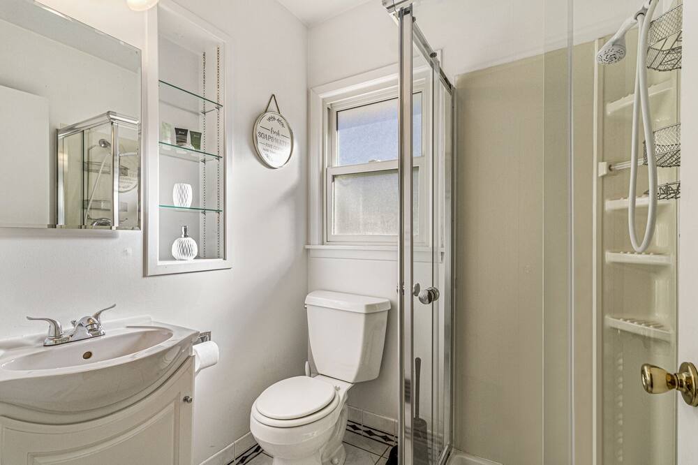Photo of Bathroom in Wheaton
