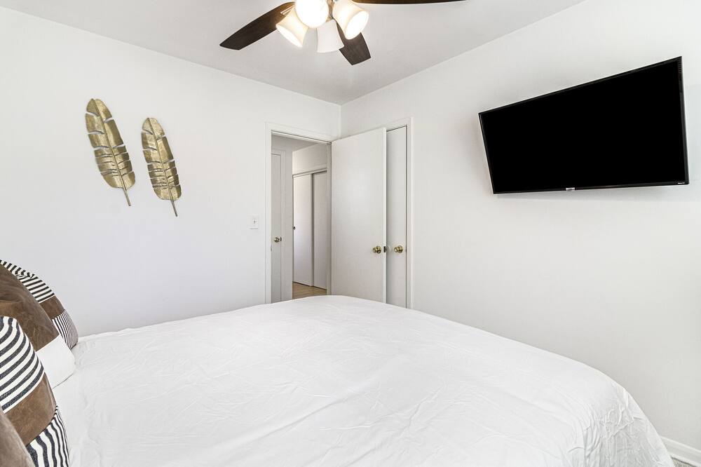 Photo of Bedroom in Wheaton