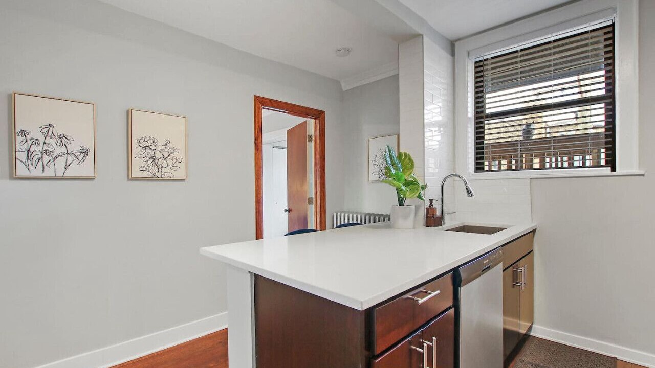 Photo of Kitchen in Budlong Woods