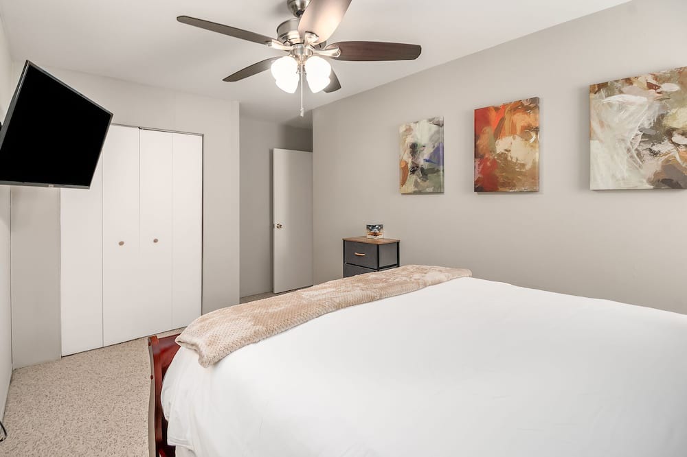 Photo of Bedroom in Orland Park