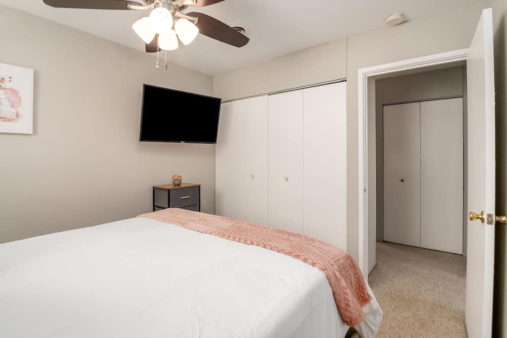 Photo of Bedroom in Orland Park