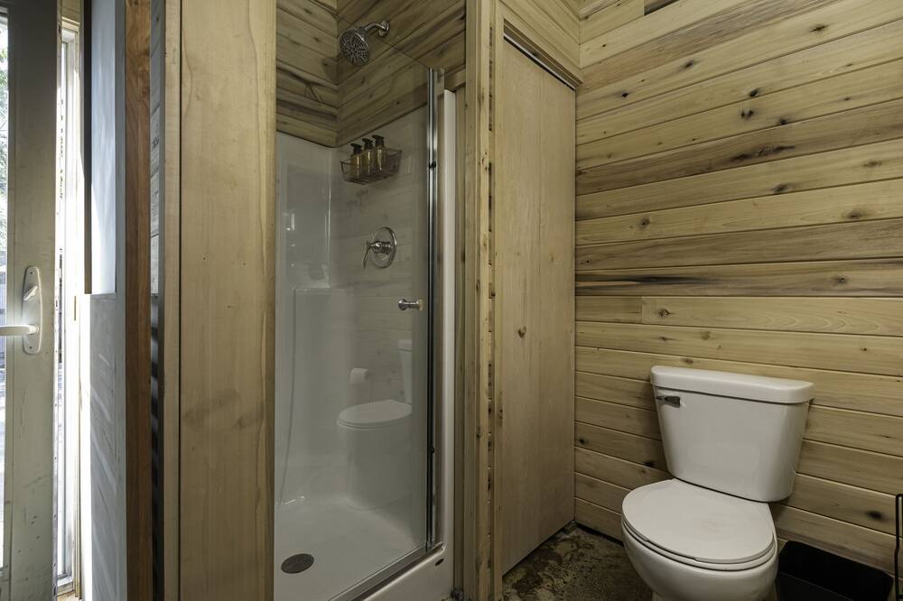 Photo of Bathroom in Elizabethtown