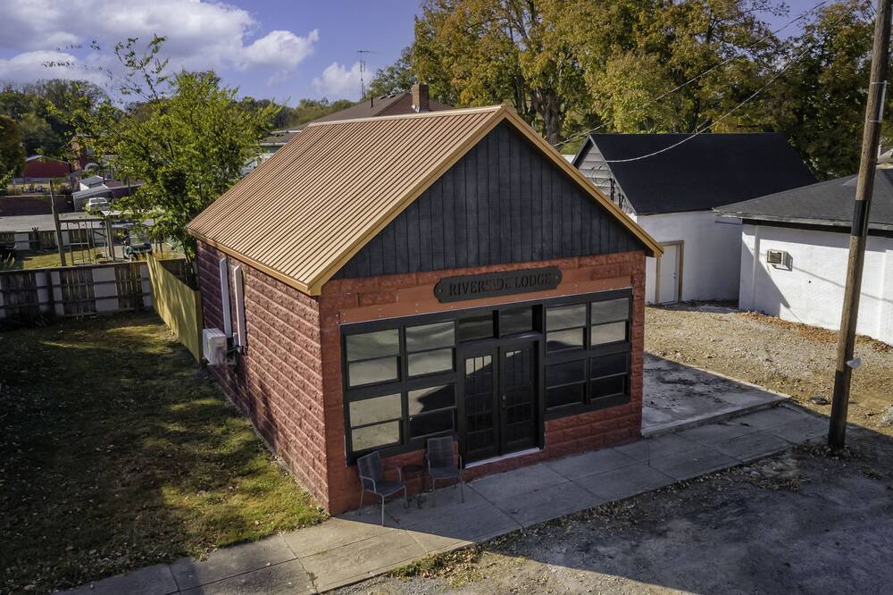Photo of Outdoor in Elizabethtown