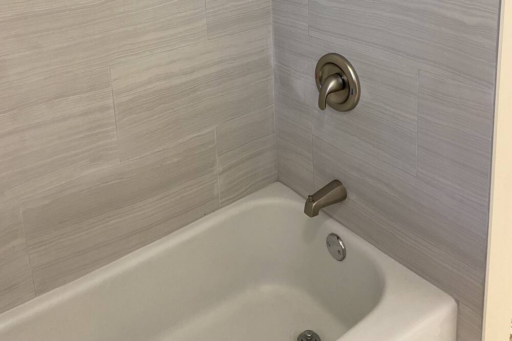 Photo of Bathroom in Grayslake