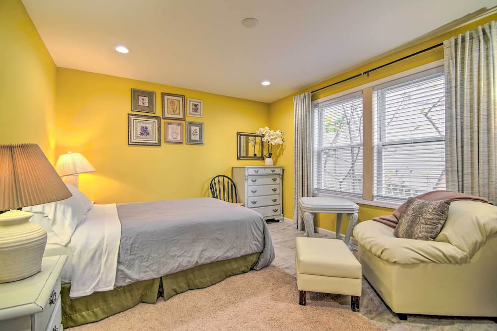 Photo of Bedroom in Fox Lake