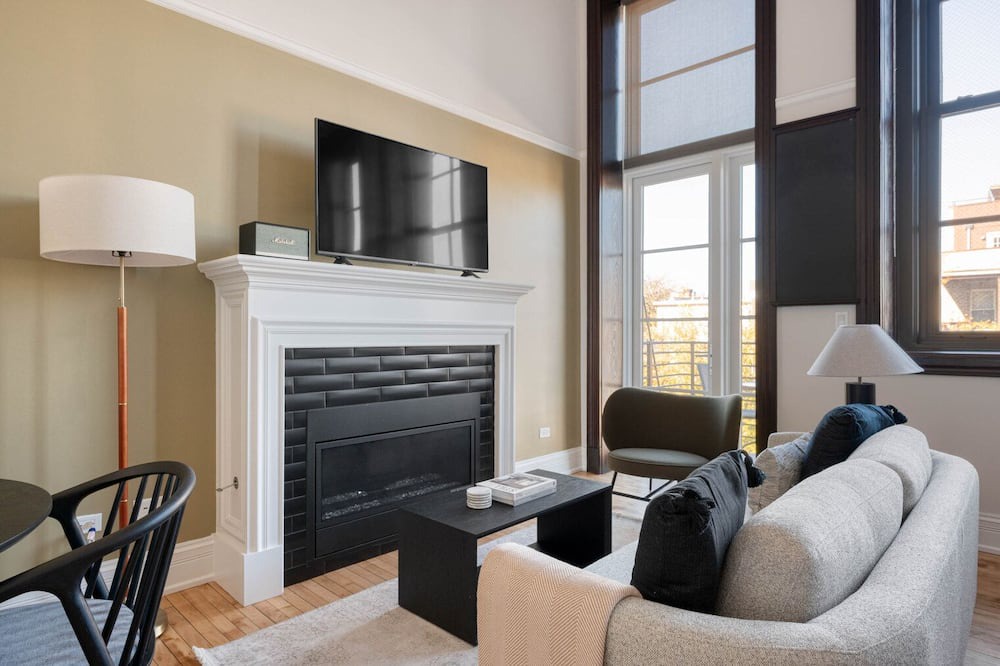 Photo of Livingroom in Noble Square