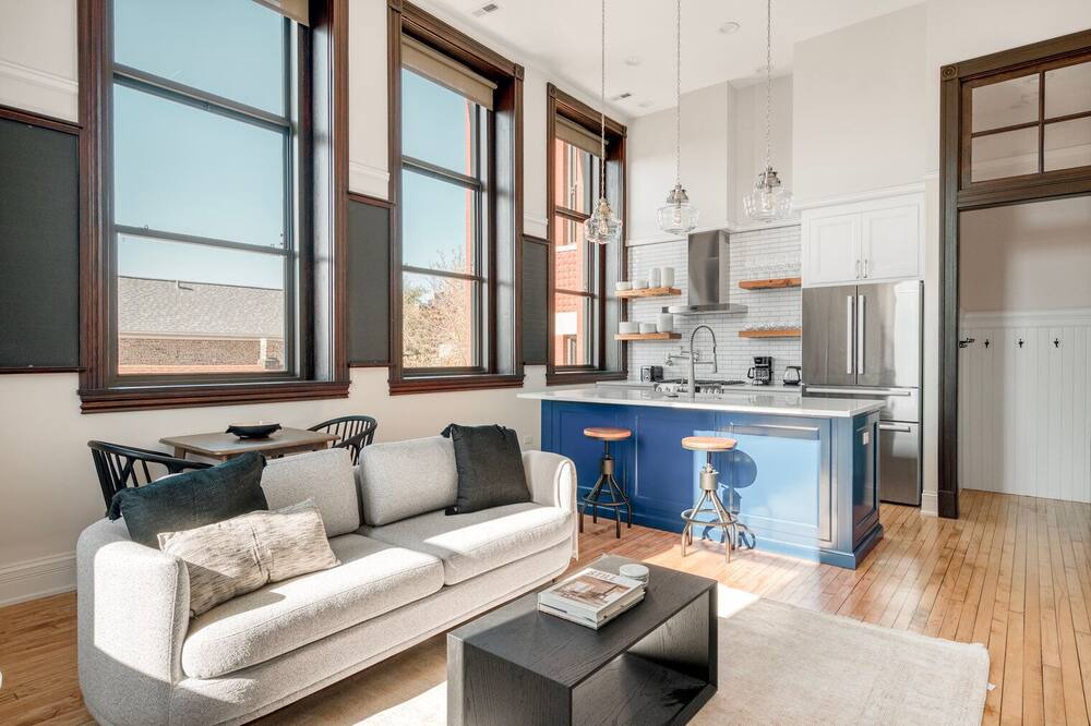 Photo of Livingroom in Noble Square