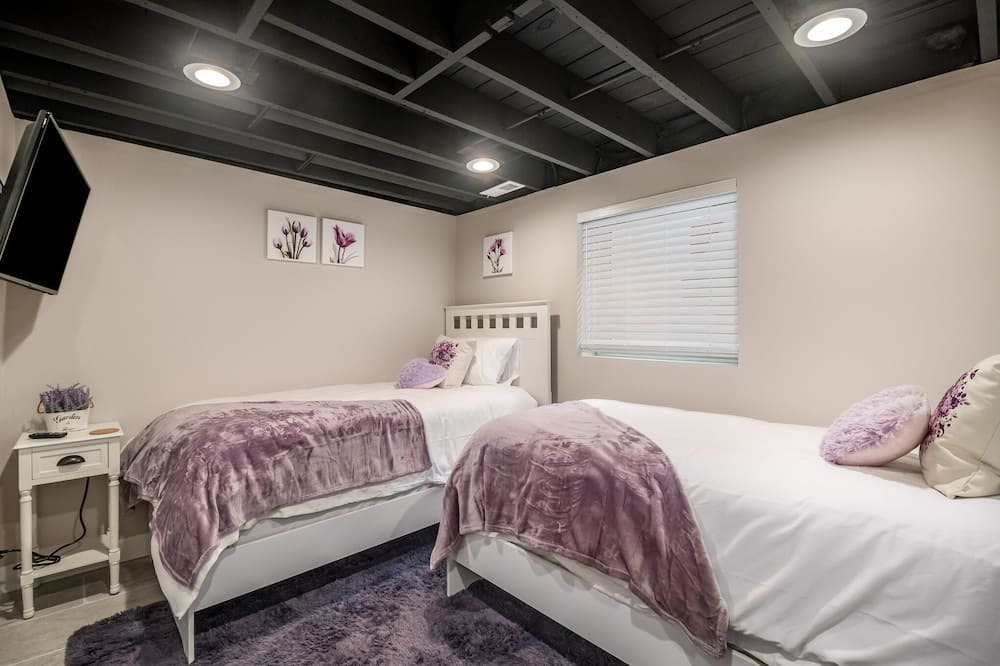 Photo of Bedroom in Summit