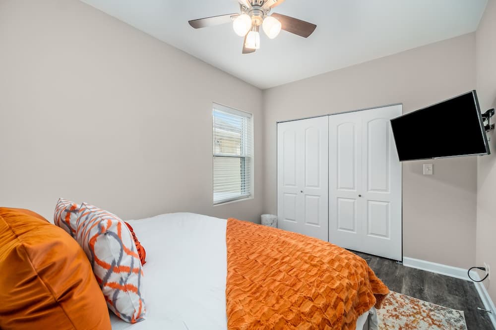 Photo of Bedroom in Summit
