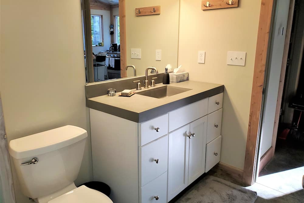 Photo of Bathroom in Armstrong
