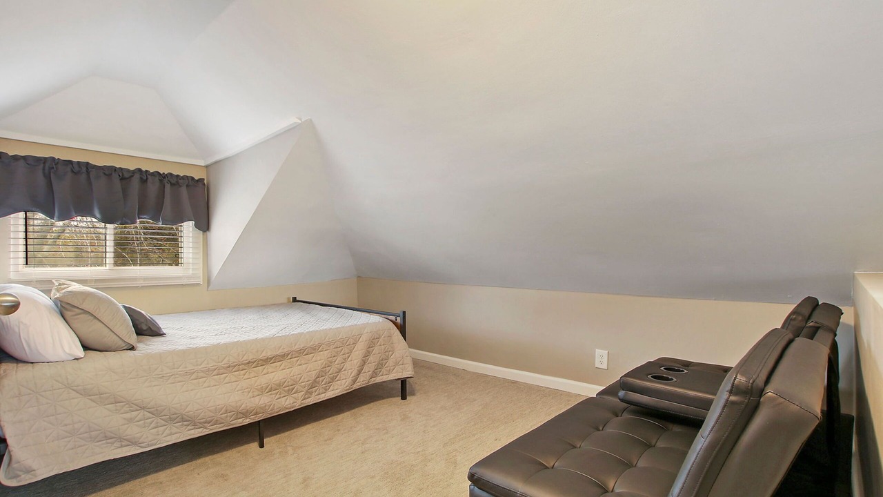 Photo of Bedroom in Antioch