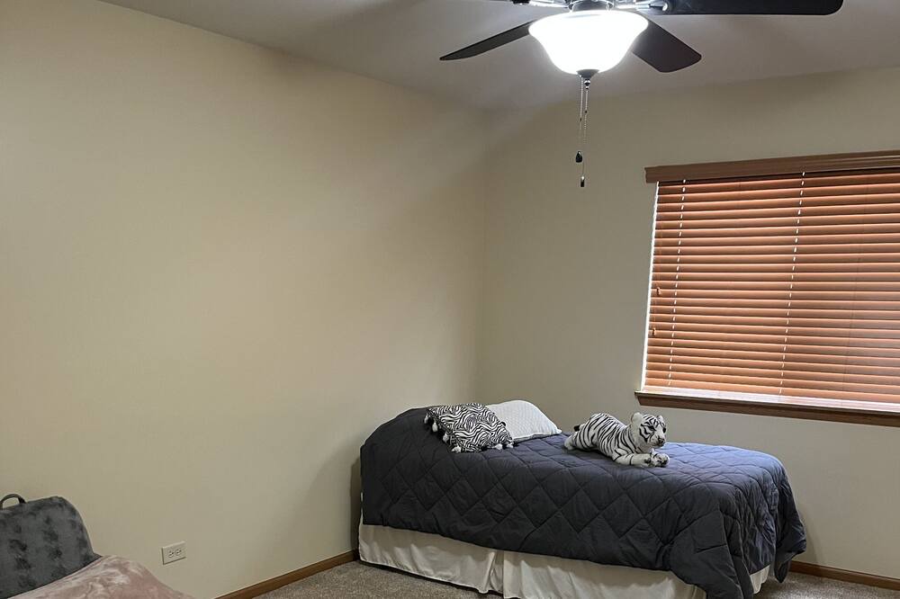 Photo of Bedroom in Joliet