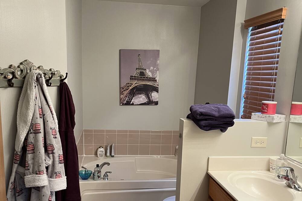 Photo of Bathroom in Joliet
