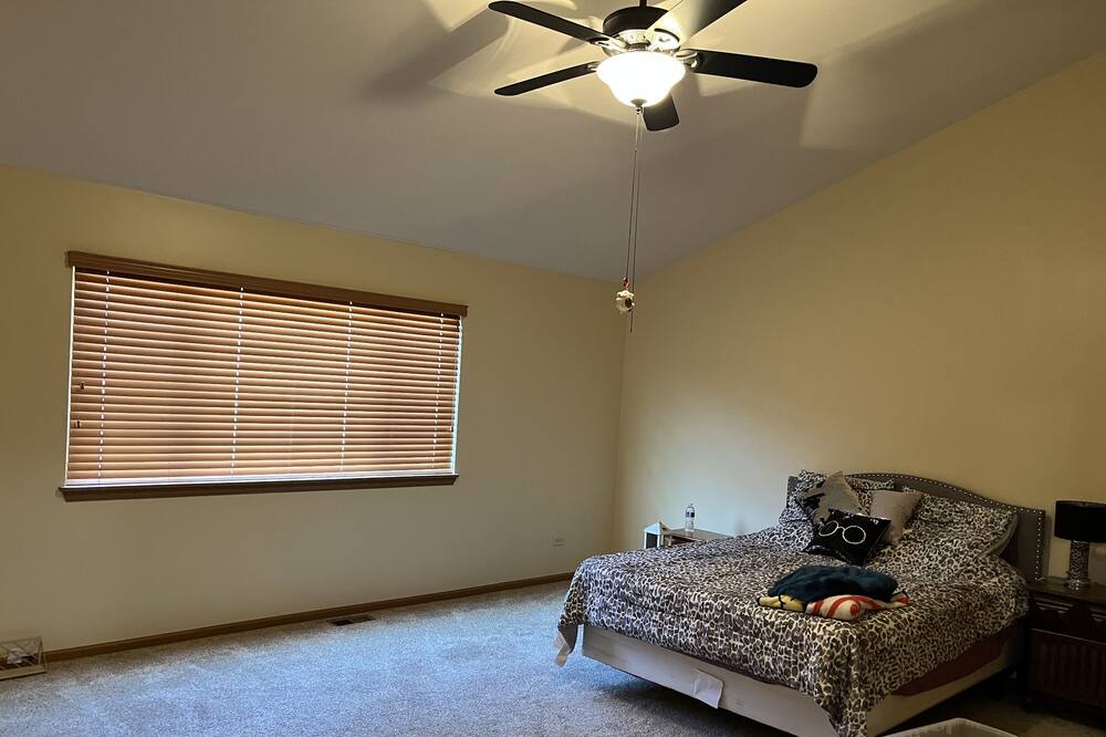 Photo of Bedroom in Joliet