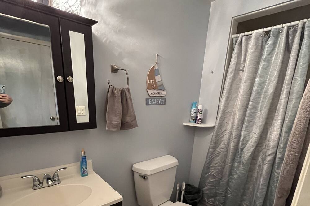 Photo of Bathroom in Round Lake