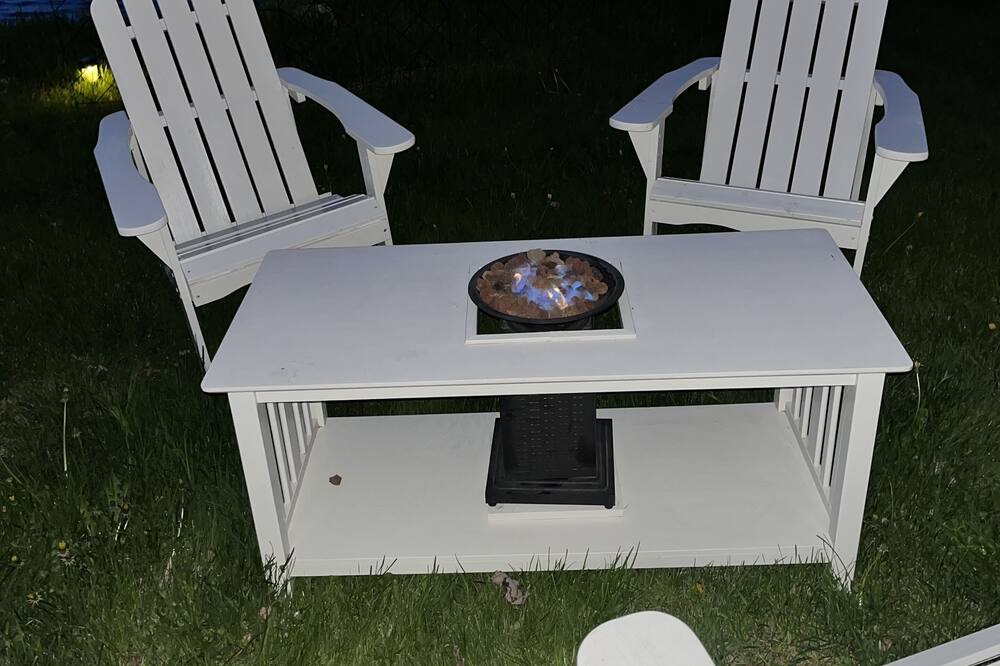 Photo of Outdoor in Round Lake