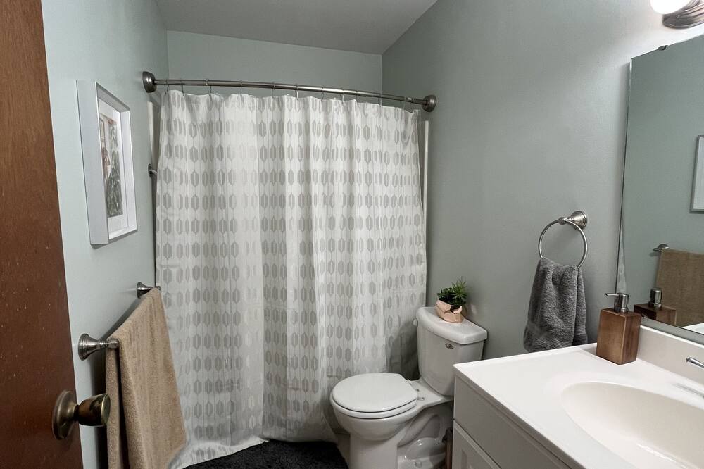Photo of Bathroom in Urbana