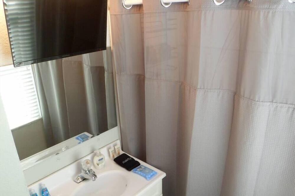 Photo of Bathroom in Shiloh