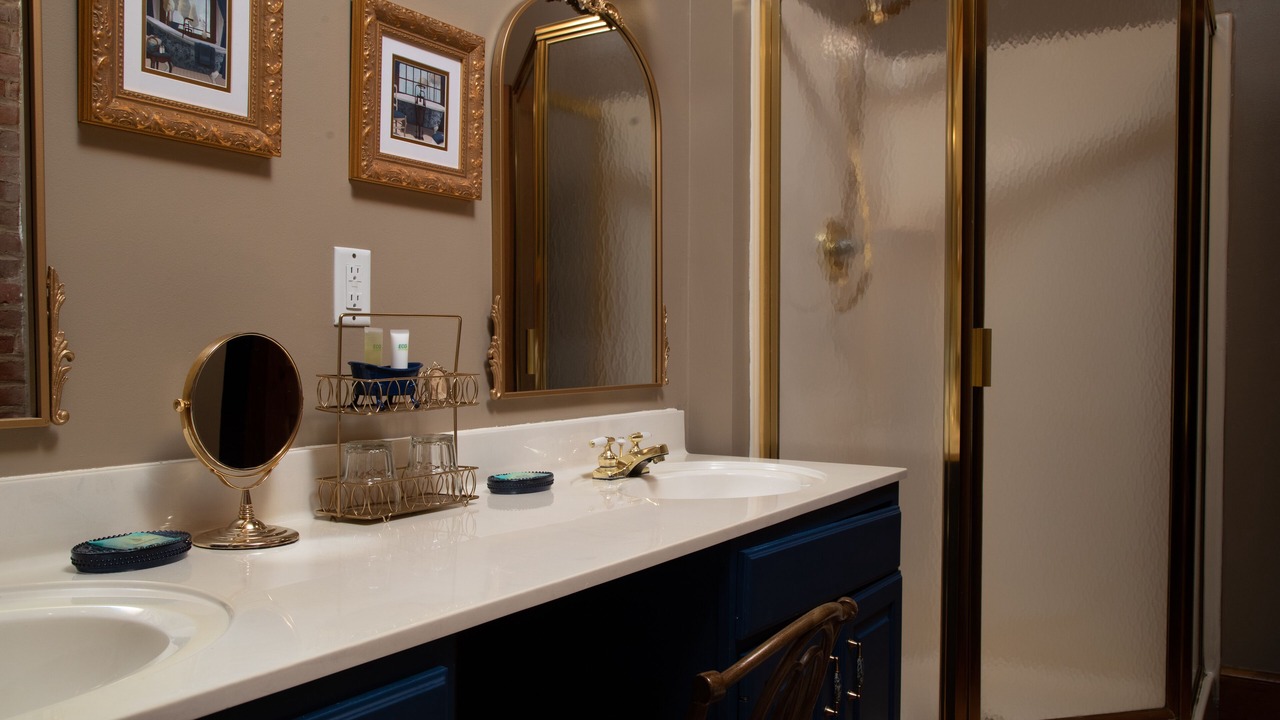 Photo of Bedroom in Galena