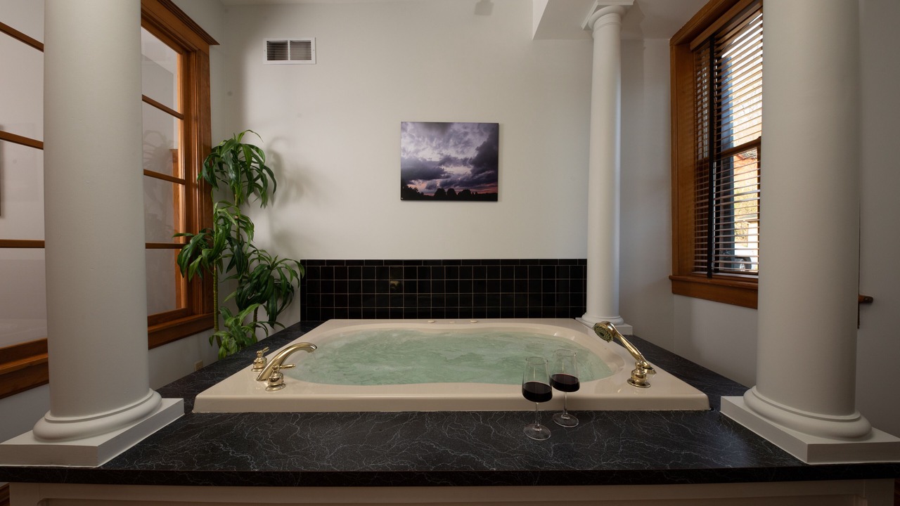 Photo of Bedroom in Galena