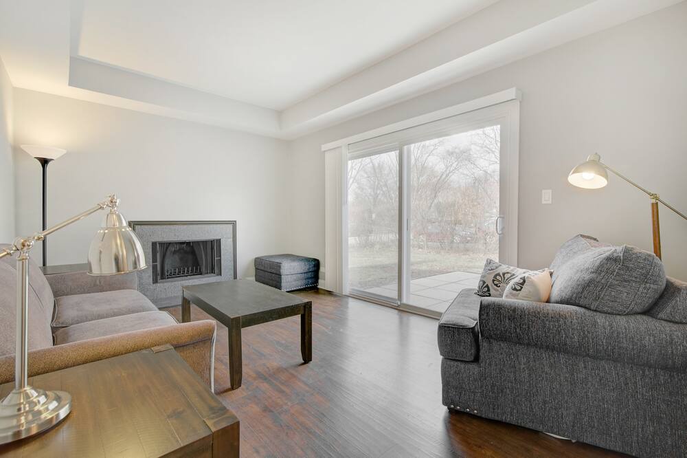 Photo of Livingroom in Arlington Heights