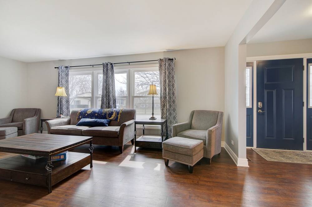 Photo of Livingroom in Arlington Heights