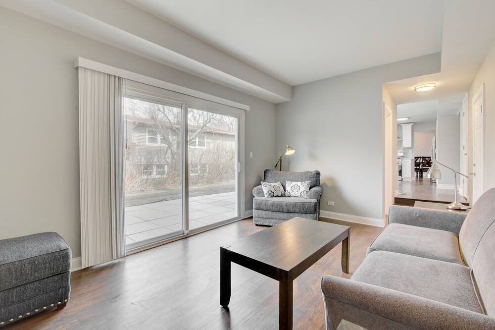Photo of Livingroom in Arlington Heights