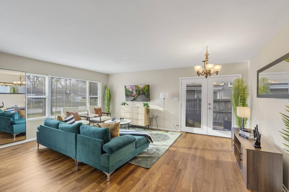 Photo of Livingroom in Wheaton