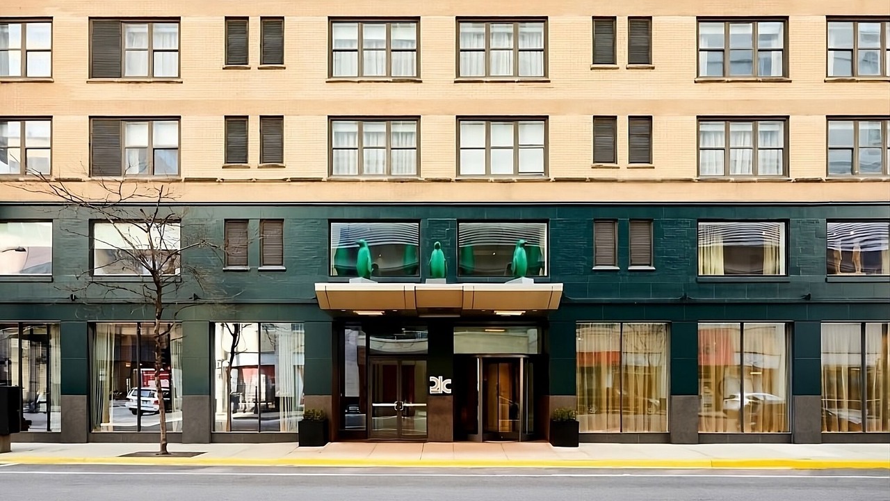 Photo of Outdoor in Downtown Chicago