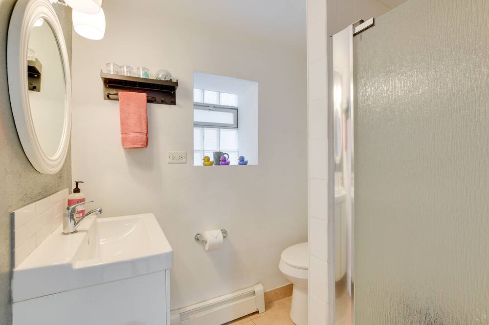 Photo of Bathroom in Belmont Cragin