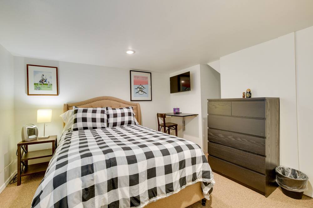 Photo of Bedroom in Belmont Cragin