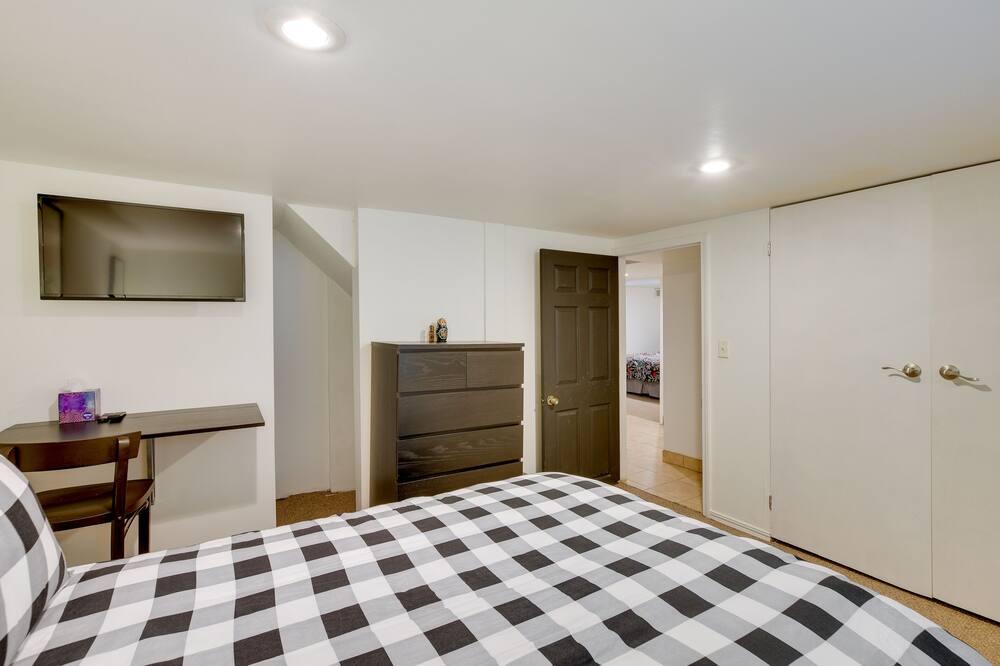 Photo of Bedroom in Belmont Cragin
