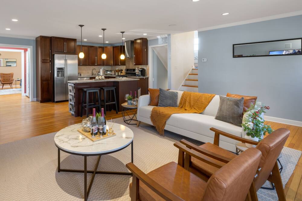 Photo of Livingroom in Darien