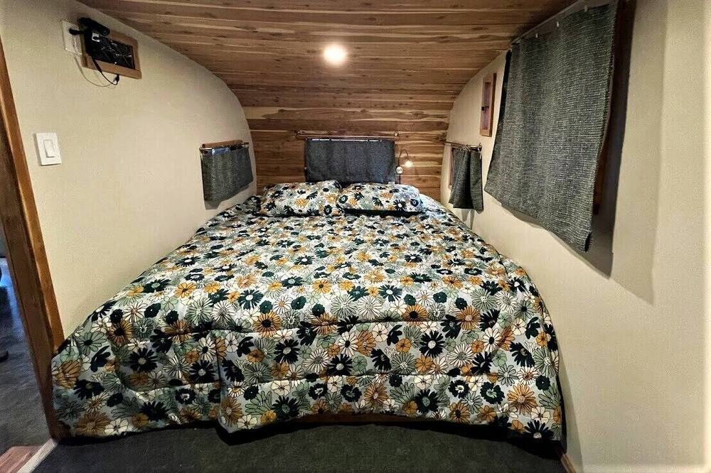 Photo of Bedroom in Armstrong