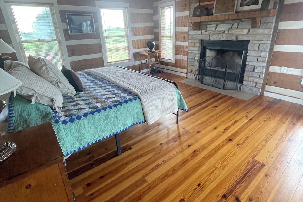 Photo of Bedroom in Pittsfield