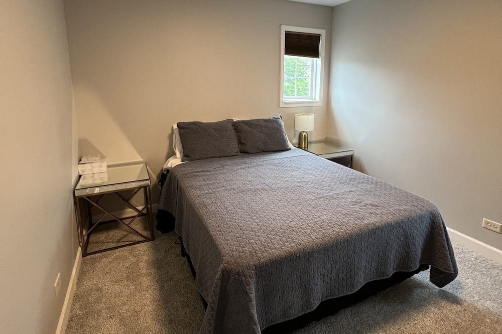 Photo of Bedroom in Elgin