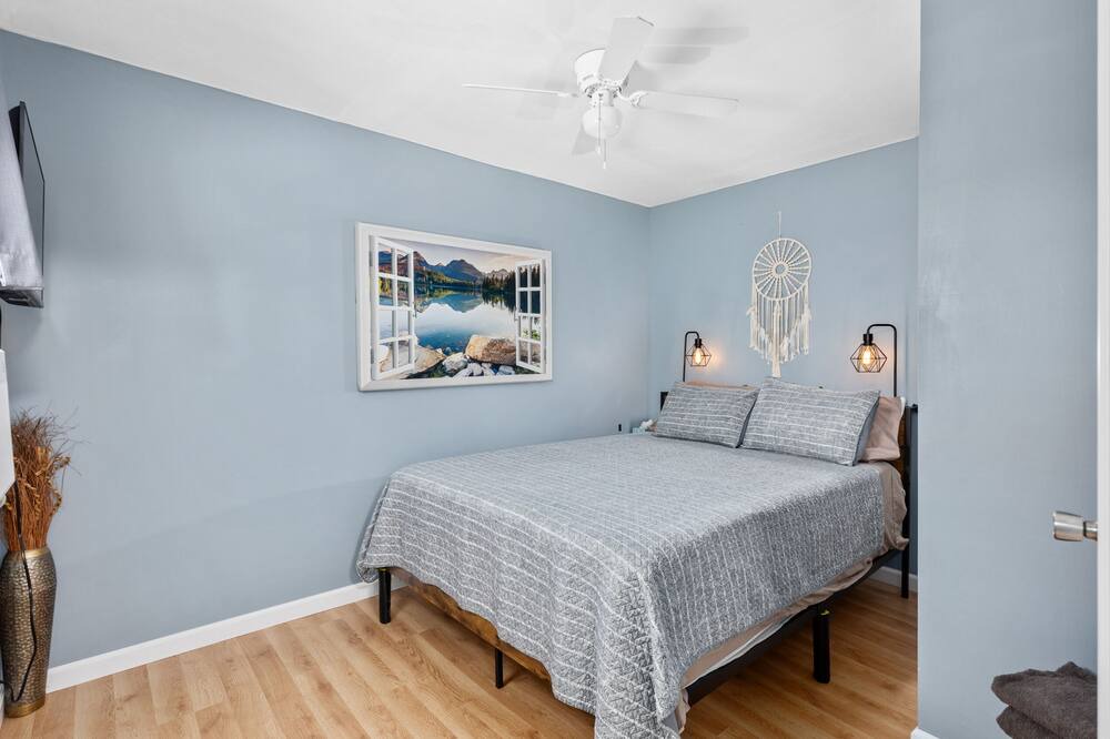 Photo of Bedroom in Mulberry Grove