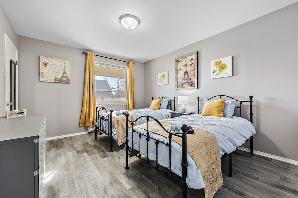 Photo of Bedroom in Montgomery