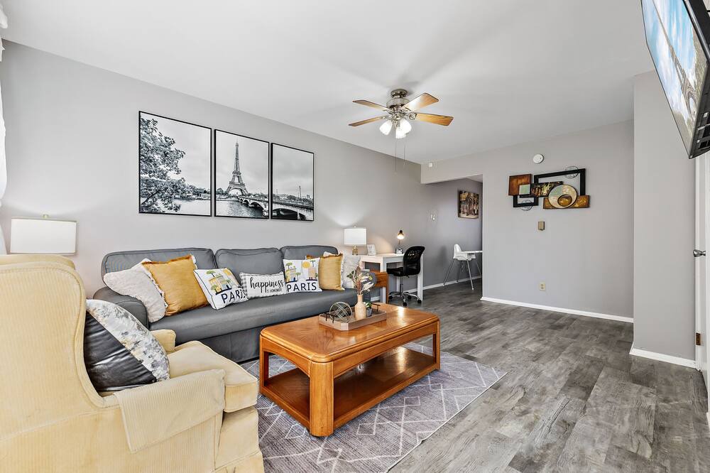 Photo of Livingroom in Montgomery