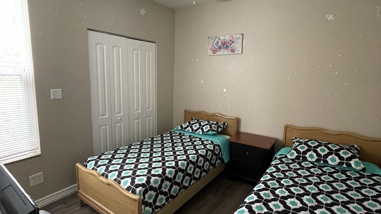 Photo of Bedroom in Avondale