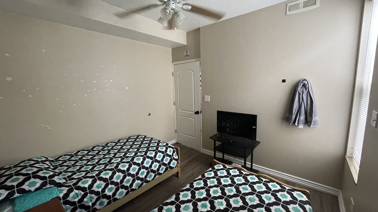 Photo of Bedroom in Avondale