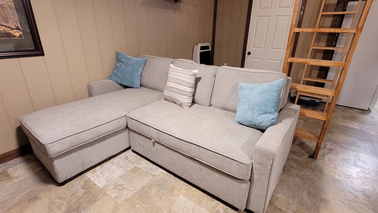 Photo of Livingroom in Bluford