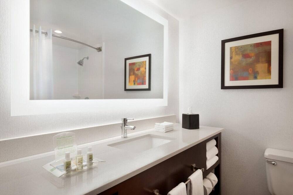 Photo of Bathroom in Rock Island