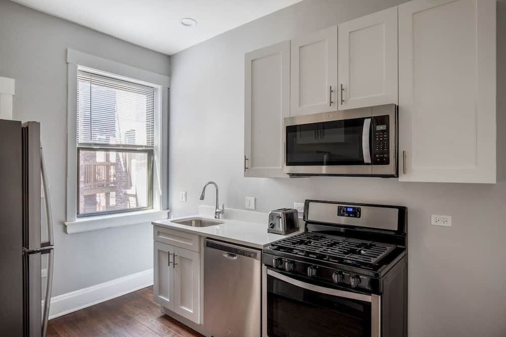 Photo of Kitchen in Wrigleyville