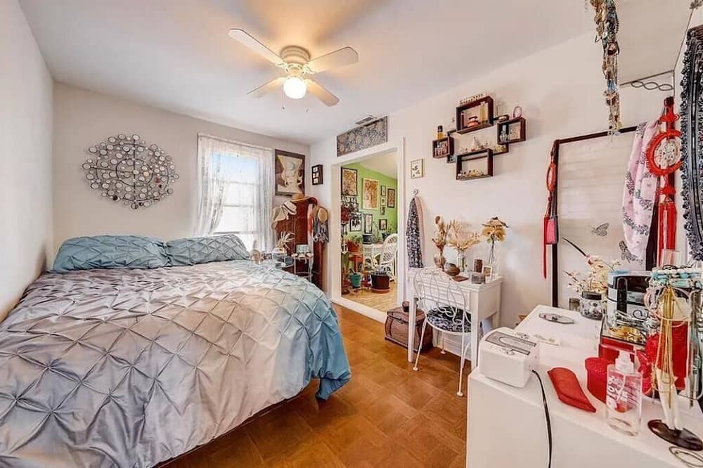 Photo of Bedroom in Belmont Cragin