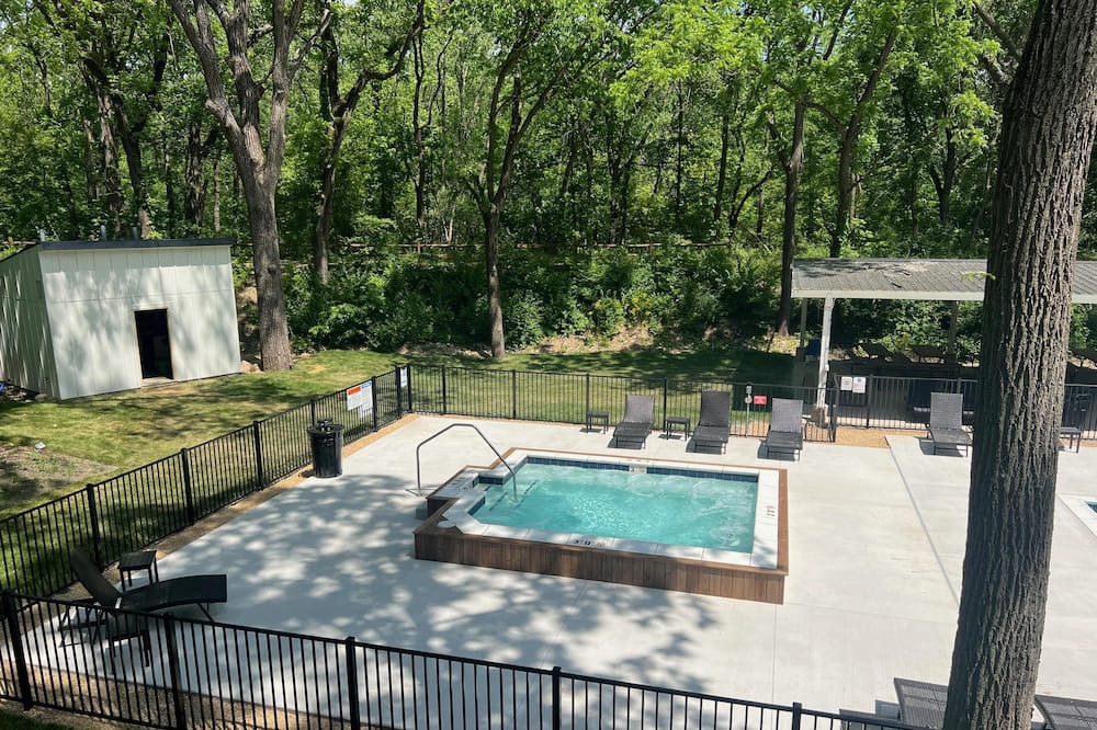 Photo of Outdoor in Yorkville