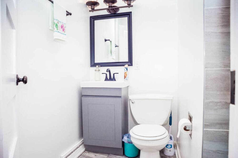 Photo of Bathroom in Yorkville